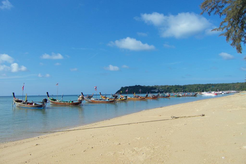 Palm Village Rawai Екстериор снимка