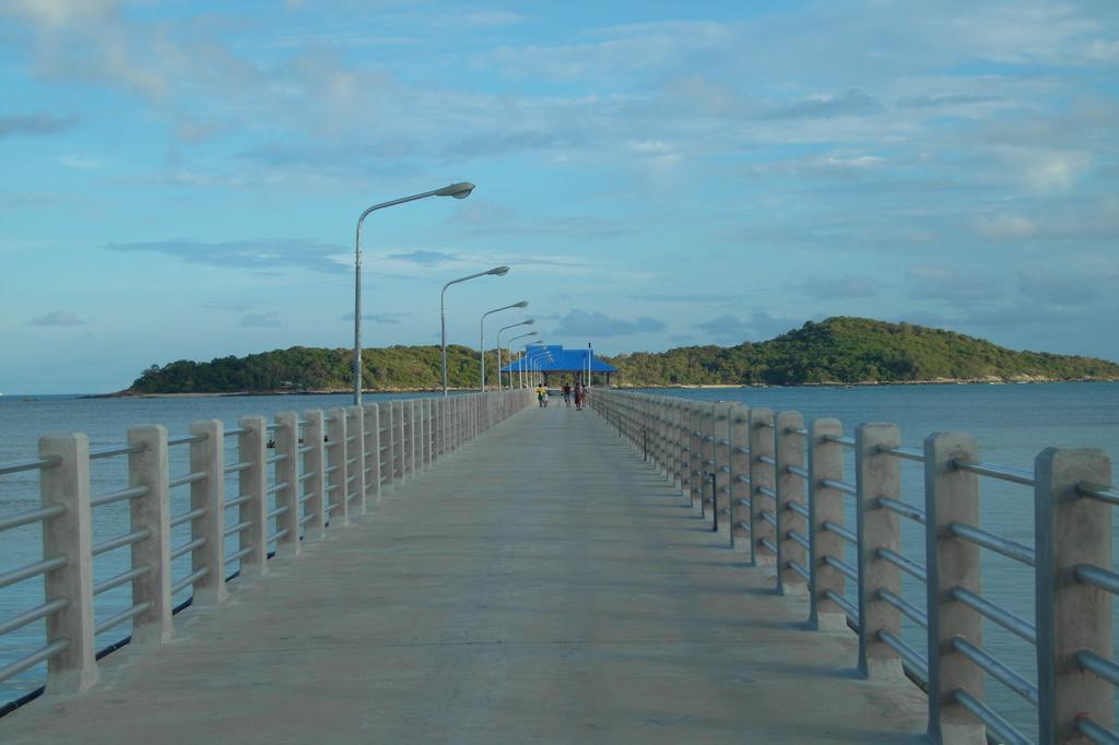 Palm Village Rawai Екстериор снимка