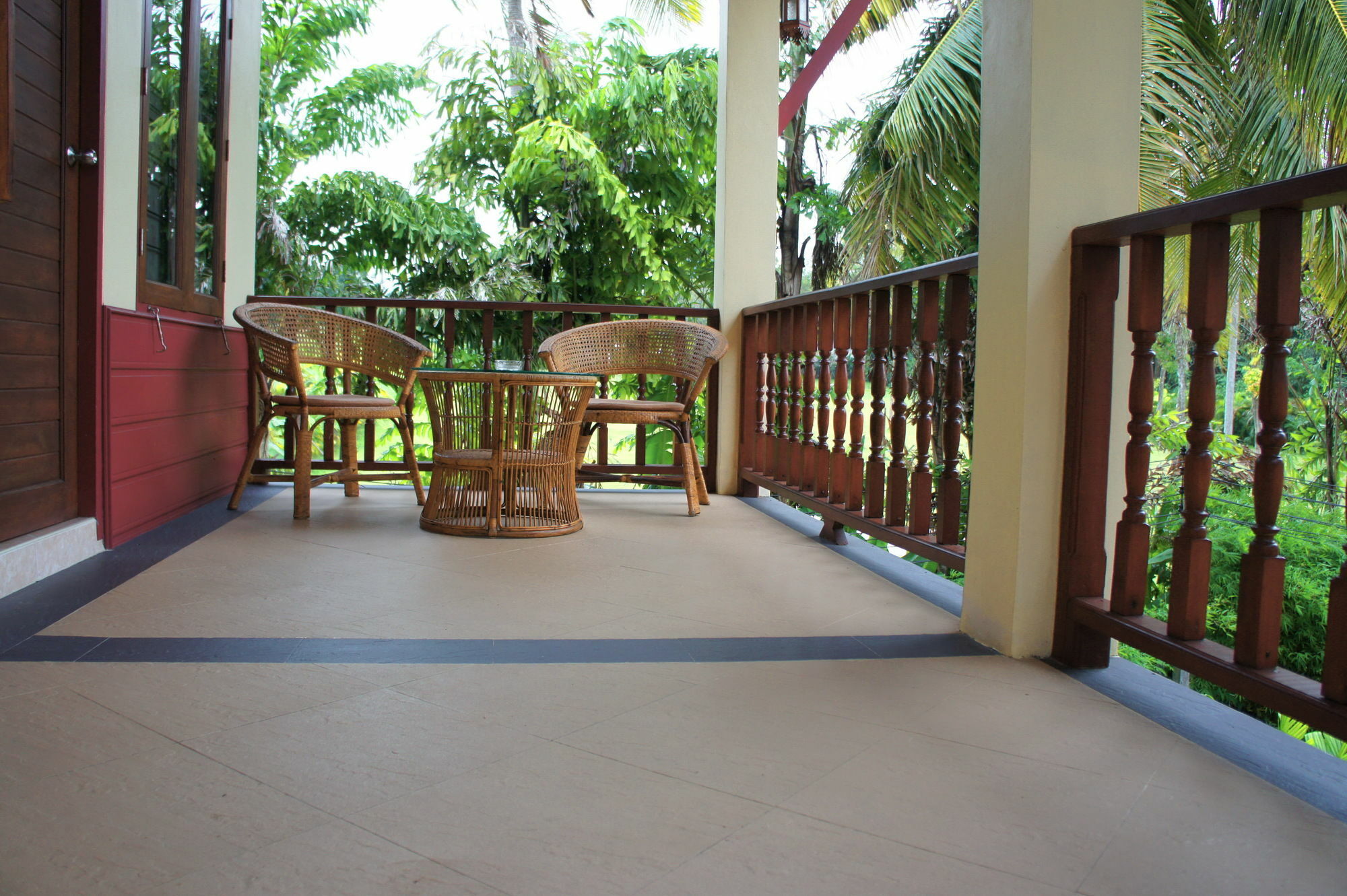 Palm Village Rawai Екстериор снимка